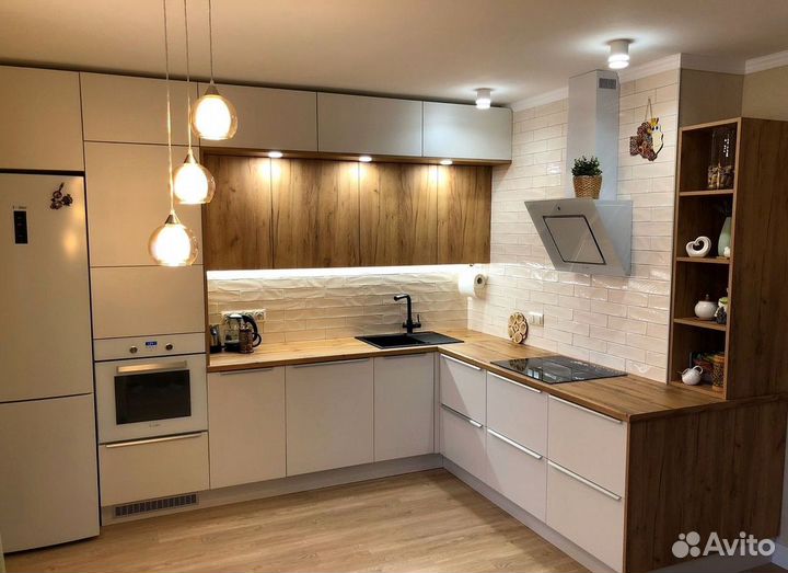 Кухня в потолок на заказ в Симферополе