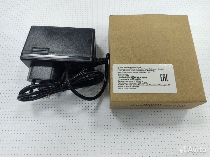 Блок питания Live-Power LP86 5V2A эфирных приемник