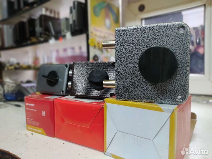 Замки дверные