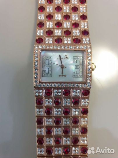 Часы Le Chic Swarovski