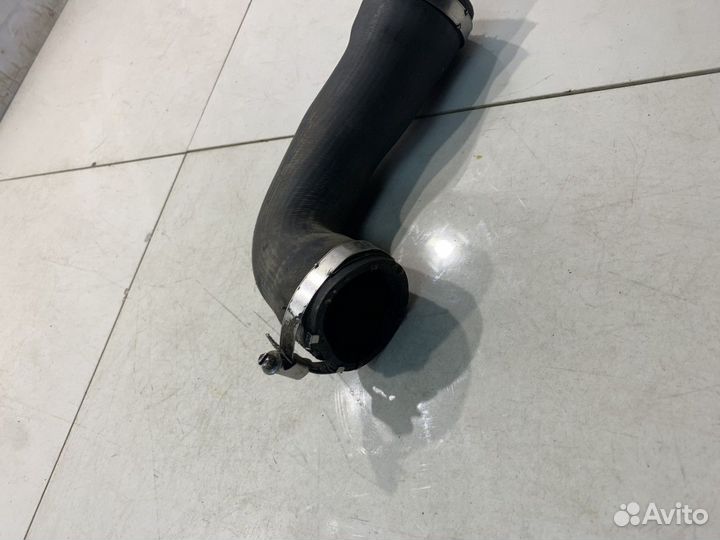 Патрубок системы охлаждения (Audi Q5 FY)