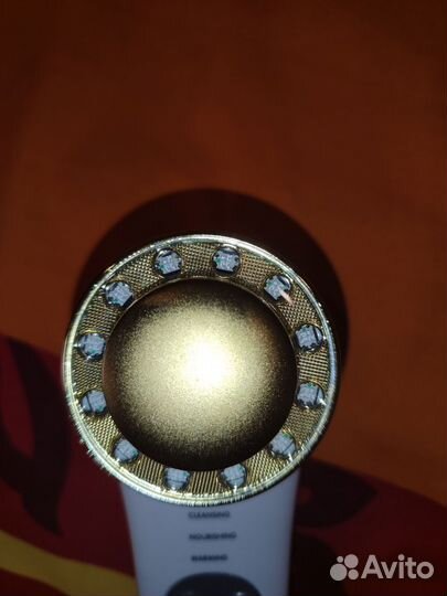 Микротоковый массажер для лица