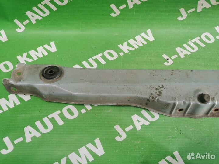 Панель передний правый Mitsubishi Colt 6