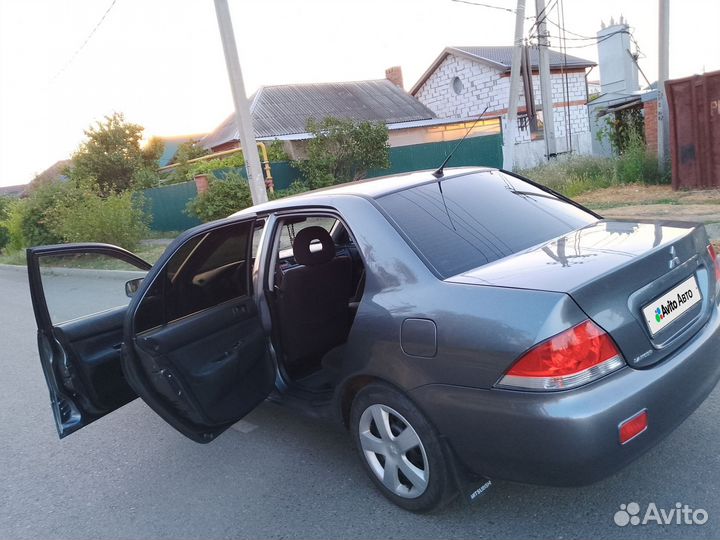Mitsubishi Lancer 1.6 МТ, 2006, 260 000 км