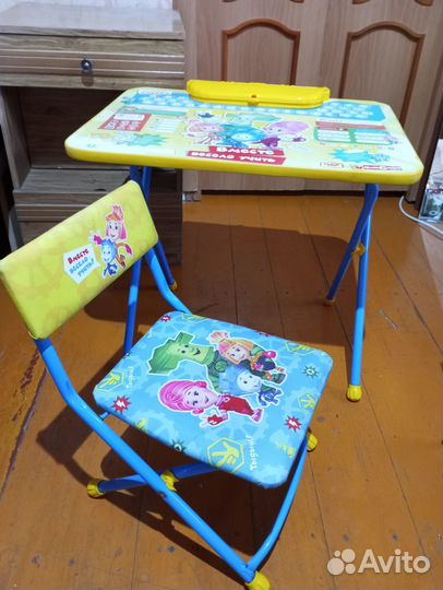 Детский стол развивающий