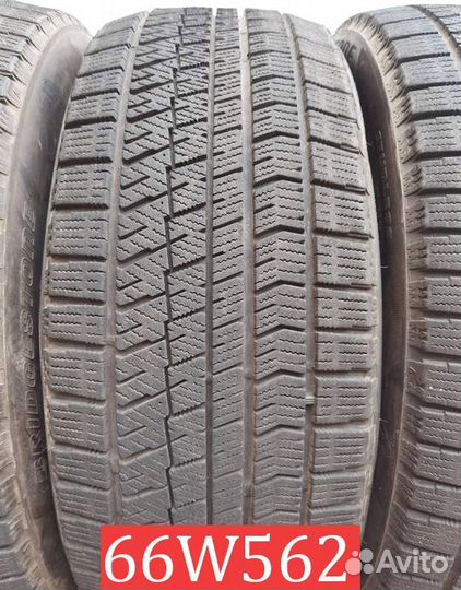 Bridgestone Blizzak VRX2 225/60 R17 94L