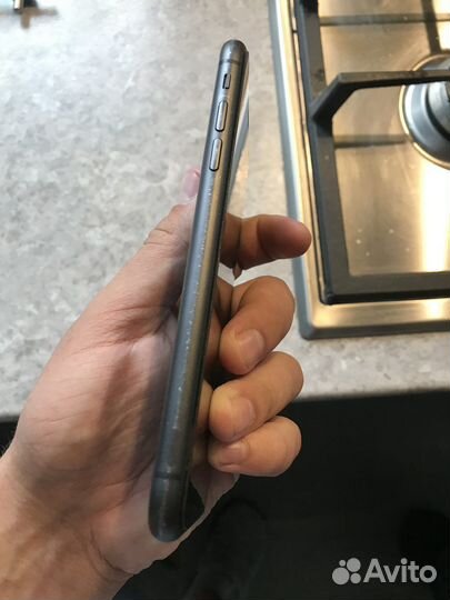 Телефон iPhone 11 128 gb