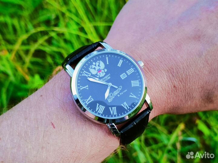 Кварцевые часы Президент Путин с календарём