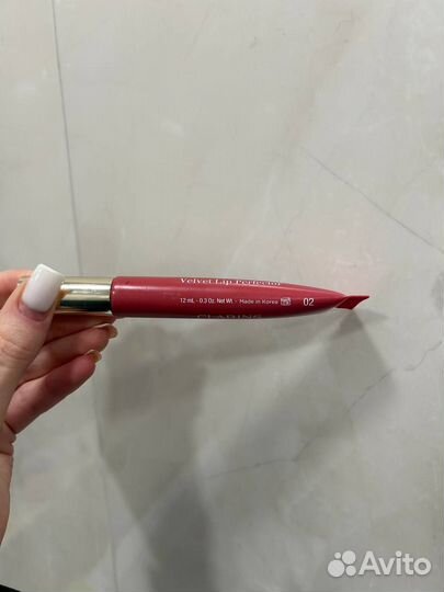 Матовый бальзам для губ clarins velvet lip perfect