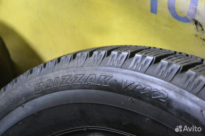 Bridgestone Blizzak VRX2 205/60 R16