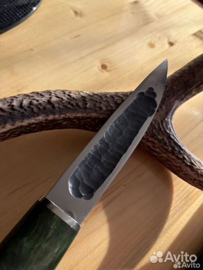 Нож для разделки мяса и рыбы