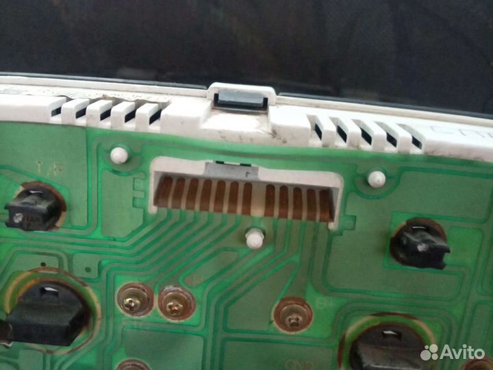 Панель щиток приборов Kia Spectra АКПП