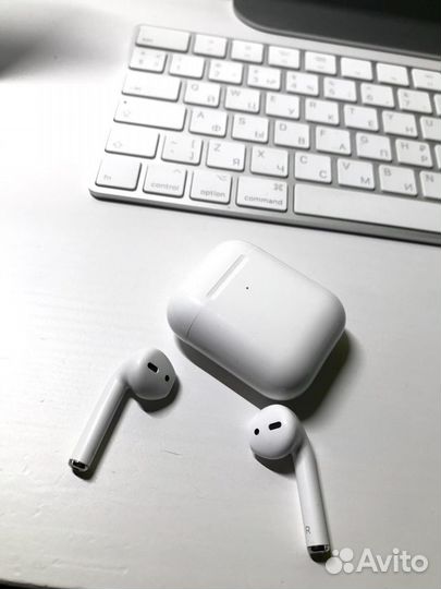 Apple Airpods 2 / Ростест / беспроводные наушники