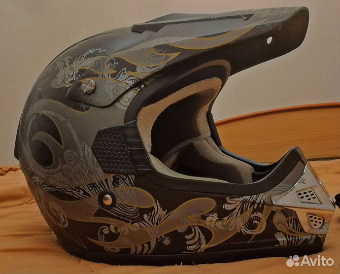 Мотошлем кроссовый