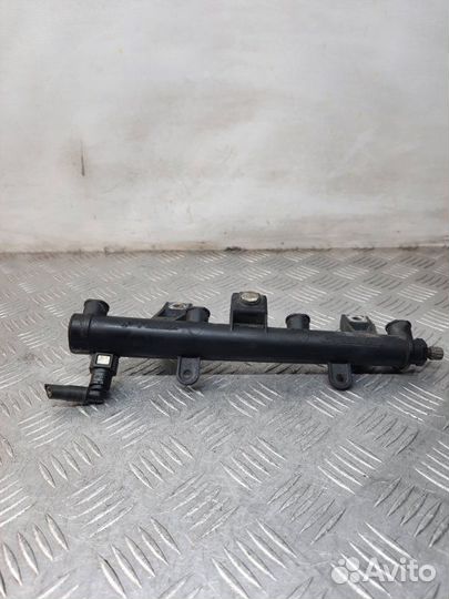 Топливная рампа Citroen C3 1 1.4 KFW 2003