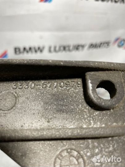 Реактивная тяга задней подвески Bmw X5 E70 3.0