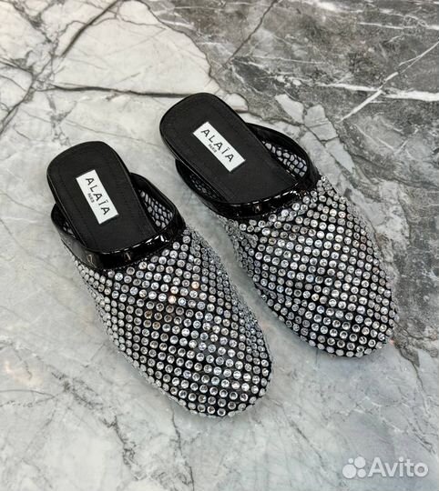 Шлепанцы Alaia
