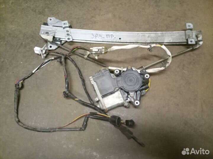 Стеклоподьемник 4G64GDI Mitsubishi Chariot