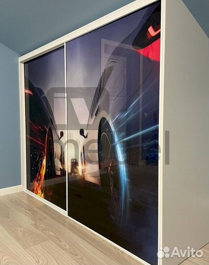 Угловой шкаф