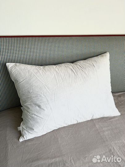 Пуховая подушка Zara home, новая