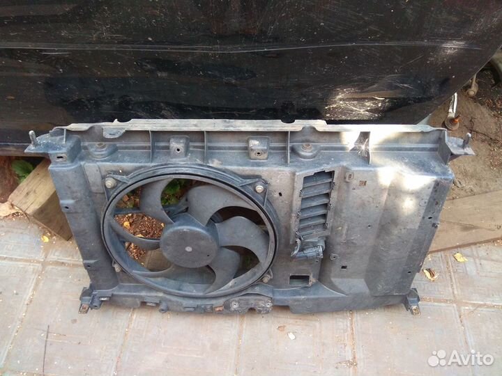 Передняя панель citroen C4 телевизор