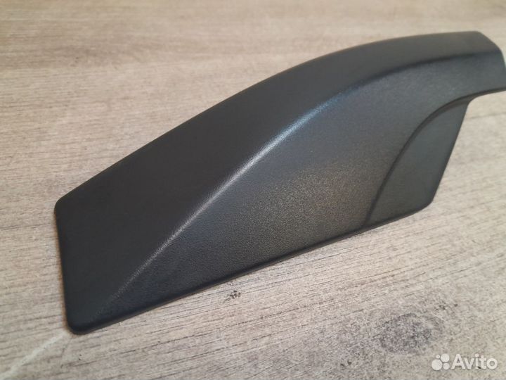 Накладка рейлинга задняя правая Volvo XC90 I (2002