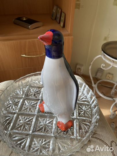 Графин «Пингвин». Фарфор, роспись. 1960-е г. СССР