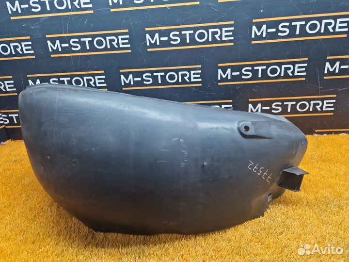 Подкрылок задний правый Mercedes-Benz S-Class W220