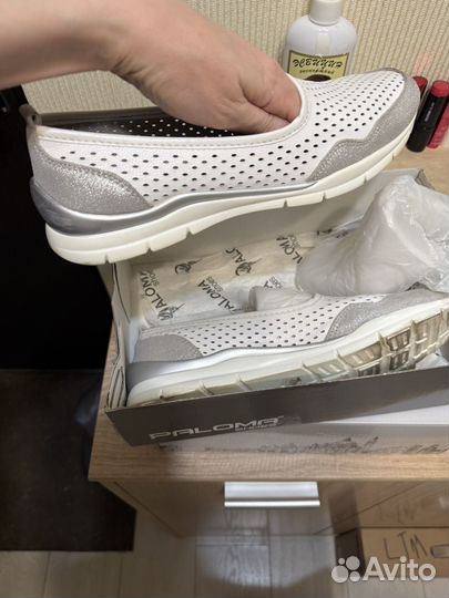 Кроссовки слипоны женские