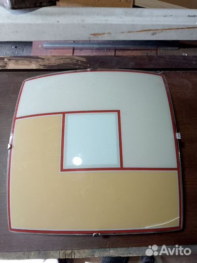 Светильник потолочный