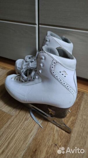 Фигурные коньки risport rf3 pro 265