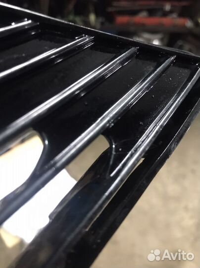 Решетка бампера на мерседес 222