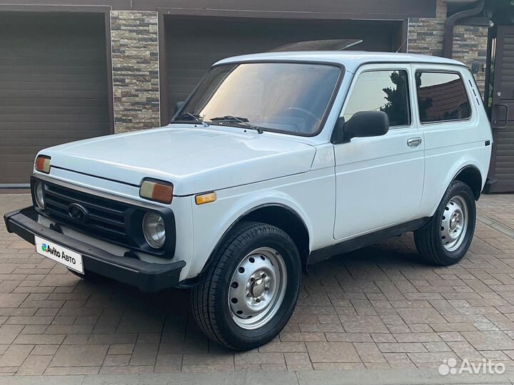 LADA 4x4 (Нива) 1.7 МТ, 2001, 132 000 км