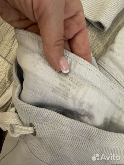 Calvin klein костюм