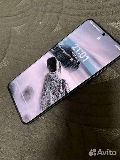 Телефон Samsung