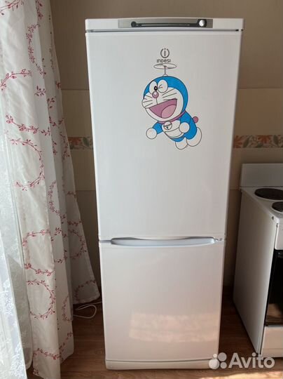 Холодильник indesit SB1670
