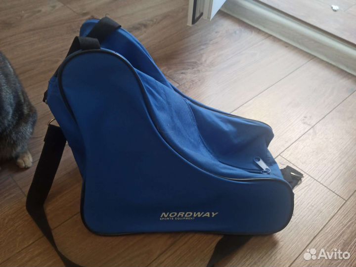 Коньки фигурные женские Roces 40р