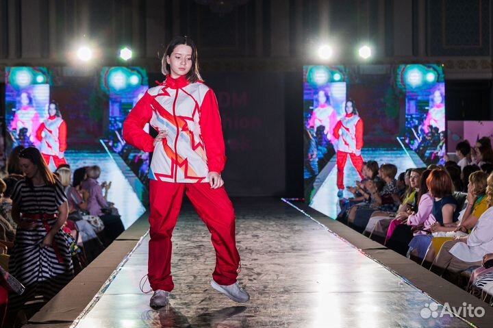 Ветрозащитный костюм на команду на заказ