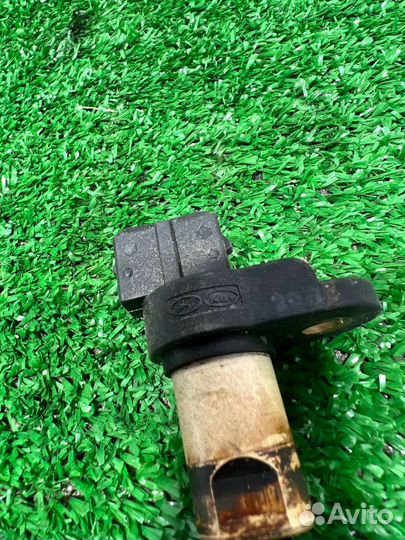 Датчик положения распредвала на Нyundаi Аcсent G4E