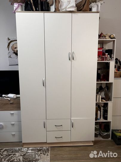 Шкаф 3 створчатый