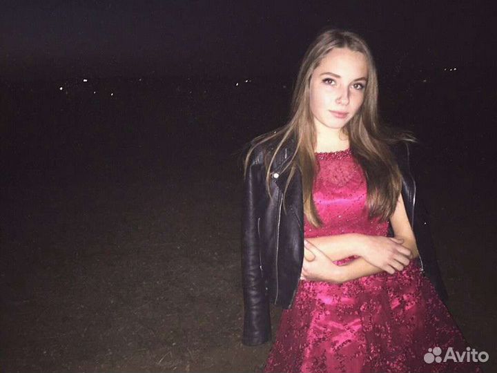 Вечернее платье