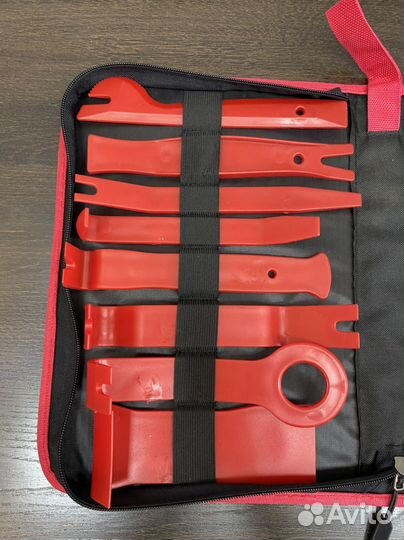 Съемники обшивки салона, пистонов, клипс для авто