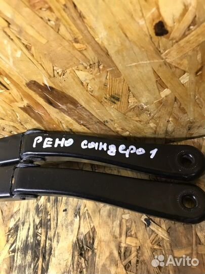 Поводок стеклоочистителя Renault Logan седан 1