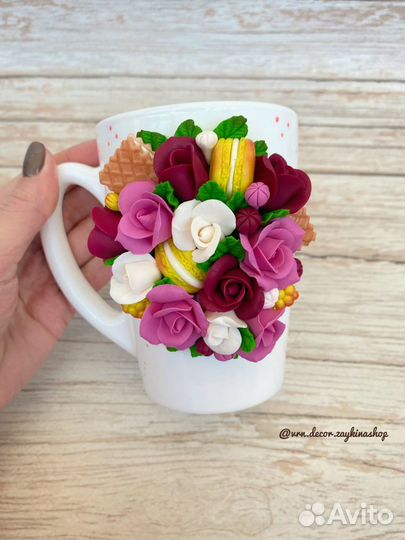 Кружка с декором из полимерной глины