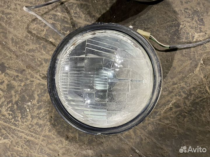 Фары на УАЗ hunter