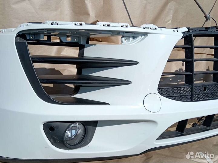 Бампер в сборе на Porsche Macan первого поколения