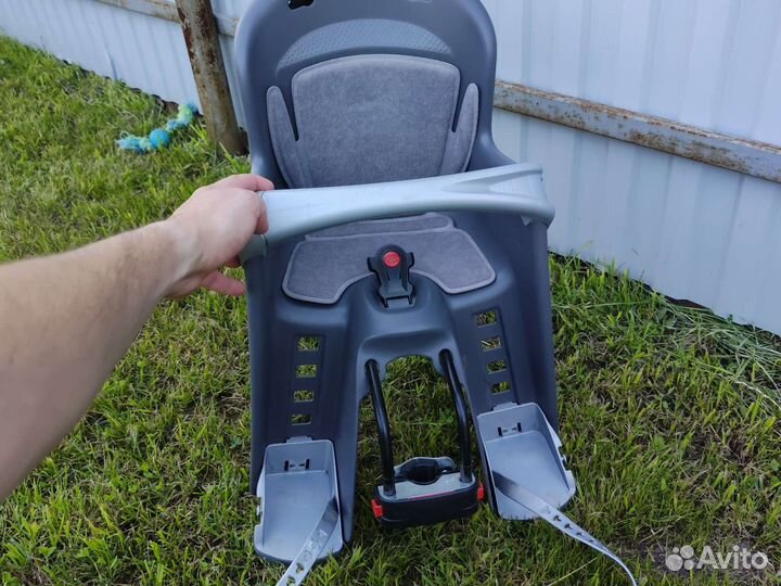 Детское кресло для велосипеда на раму