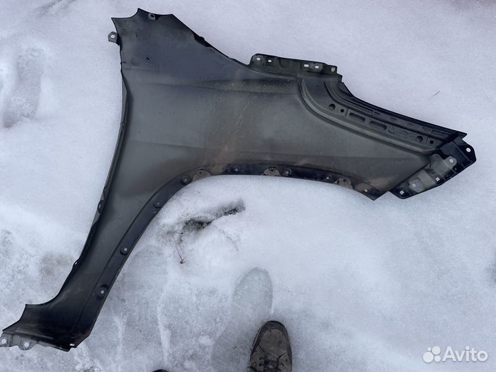 Крыло переднее тойота фортунер
