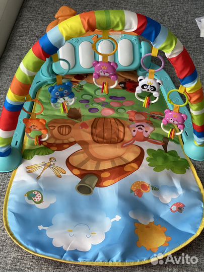 Развивающий коврик с пианино