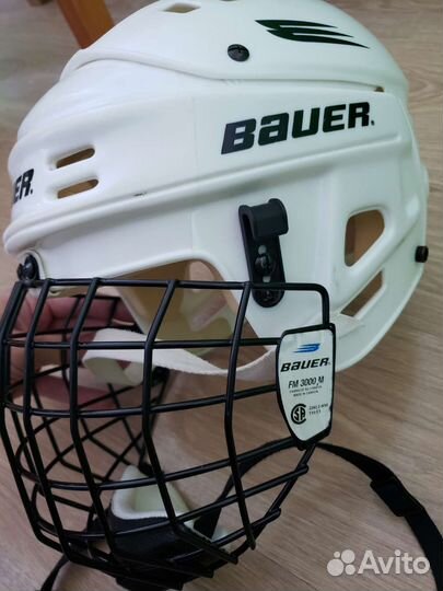 Хоккейный шлем Bauer HH1000L